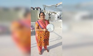 જૂનાગઢમાં પણ થાળી વગાળી લોકોએ નોંધાવ્યુ સમર્થન