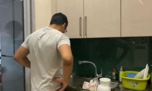 ઘરમાં રહેવાથી અભિનેત્રી હિના ખાનની શું થઇ રહી છે હાલત જુઓ