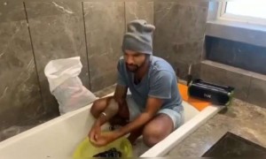 ઇન્ડિયન ક્રિકેટ ટીમના ગબ્બરની કેવી છે લગ્ન પછી હાલત જુઓ