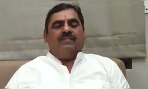 આહિર દ્વારા COVID-19 મહામારીથી બચવા માટે અને લોકડાઉનનું ચુસ્તપણે પાલન કરાવવા અપીલ કરી