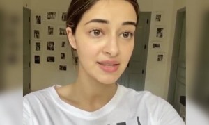 અનન્યા પાંડેએ લોકોને ઘરમાં રહેવા અને સુરક્ષિત રહેવા કરી અપીલ