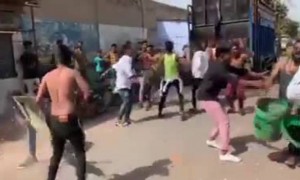 ગાડી વાલા આયા ઘર સે કચરા નિકાલ