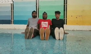 ફક્ત પગના ઉપયોગથી યુવકોએ કર્યો જબરદસ્ત ડાન્સ