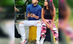 બતાઓ ક્યાં બોલ રહા થા