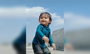 ક્યૂટ છેને બાકી.....