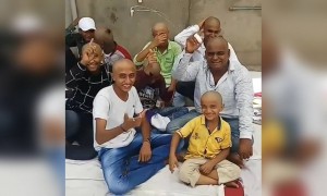 આ ટકલા કેમ આટલા બધા રાજી છે?