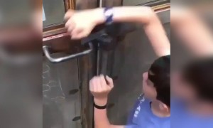 જબરો લોક બનાવ્યો બાકી