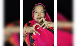 દાદીની આંગળીઓ પણ કરે છે ડાન્સ