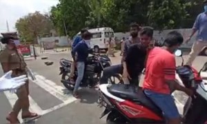 લોગ નું લગ્ન કરે તો કેરળમાં જુઓ આમ ઉપાડી જાય છે