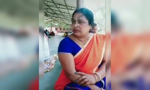 ગુટકા ખાતી પકડાઈ