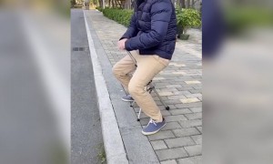 તુ ટેકનોલોજીની કમાલ આ લાકડીએ જરૂર પડે ત્યારે તબદીલ થઇ જાય છે ખુરશીમાં