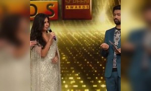 જ્યારે એવોર્ડ ફંક્શનમાં વિકી કૌશલે કેટરીનાને પૂછ્યું મુજસે શાદી કરોગી? ત્યારે સલમાનનું રિએક્શન