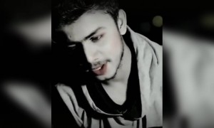 શાયરી: એ મત સોચના કી યાદ નહિ કરતે હમ