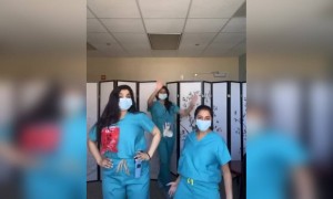 નર્સોનો મસ્ત ડાન્સ