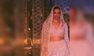 જુઓ ફિલ્મ જગતની હસીનાઓને રેમ્પ પર