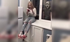 ગર્લફ્રેન્ડ સાથે કરી આવી ટીખળ