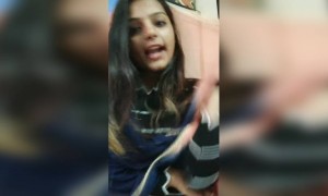 કોથળામાં બે બિલાડી