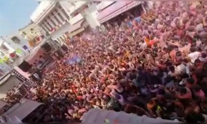 હોળી મુબારક,,....,