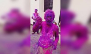 હોળી મુબારક!!